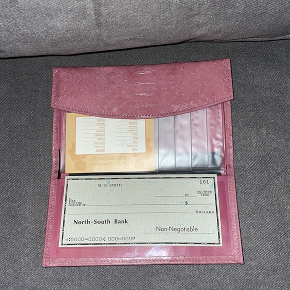 Vintage NWT.  Princess Gardner Genuine Leather Pigskin Wallet. - Picture 6 of 10